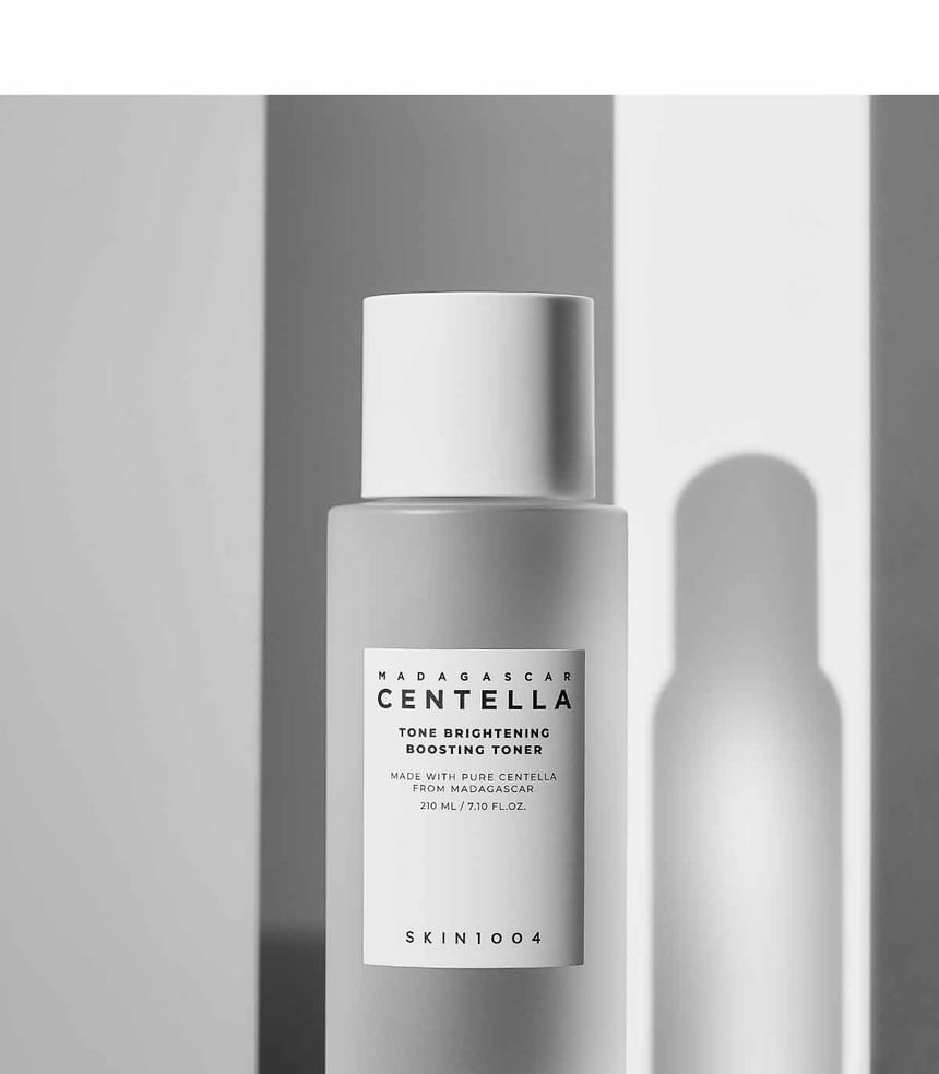 SKIN1004 - Madagascar Centella Tone Brightening Boosting Toner - Gallery 3